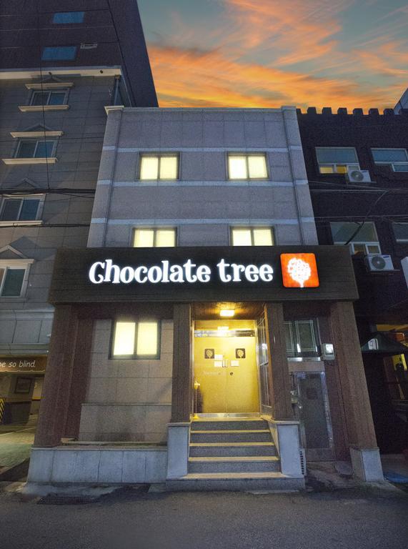 Chocolate Tree Sinchon Hotel Seul Exterior foto